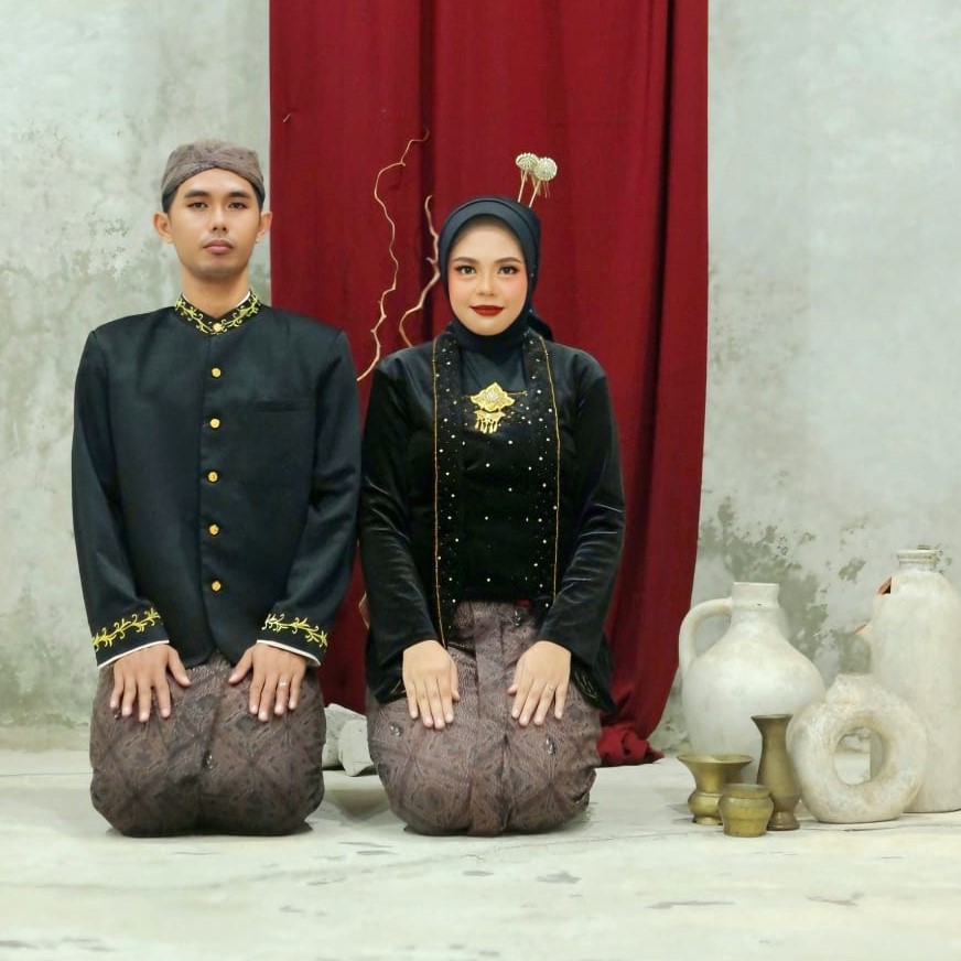 Fauzi dan Nindita